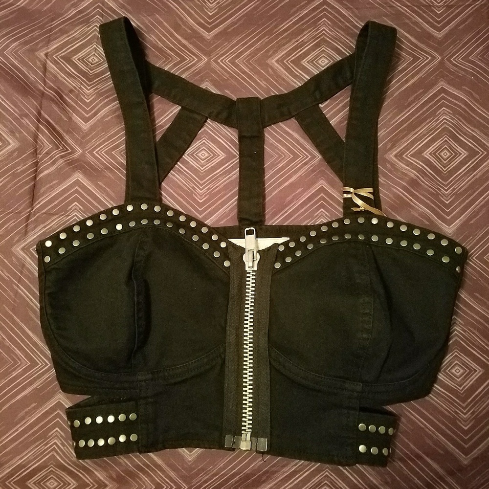 Frankie B crop top